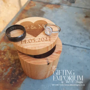 Wooden ring box round handmade from reclaimed wood